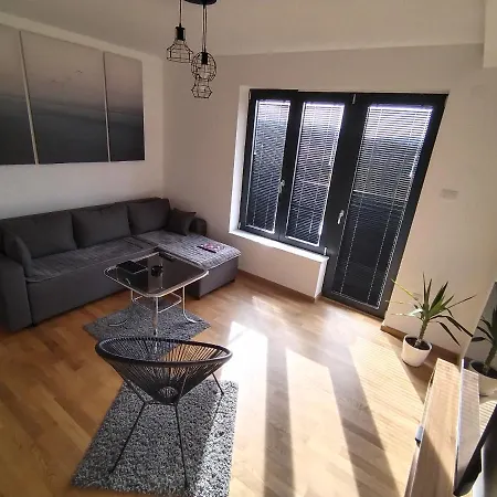 Ida * 索科矿泉村